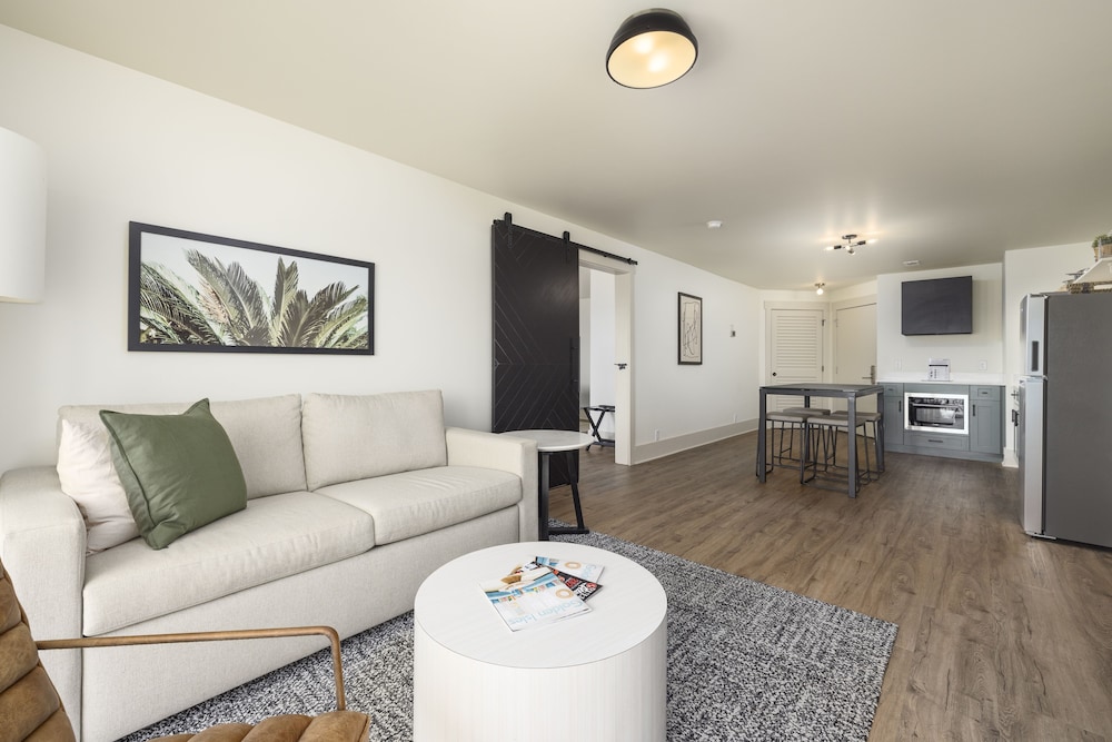 Premium Suite, 1 Bedroom - Photo 5