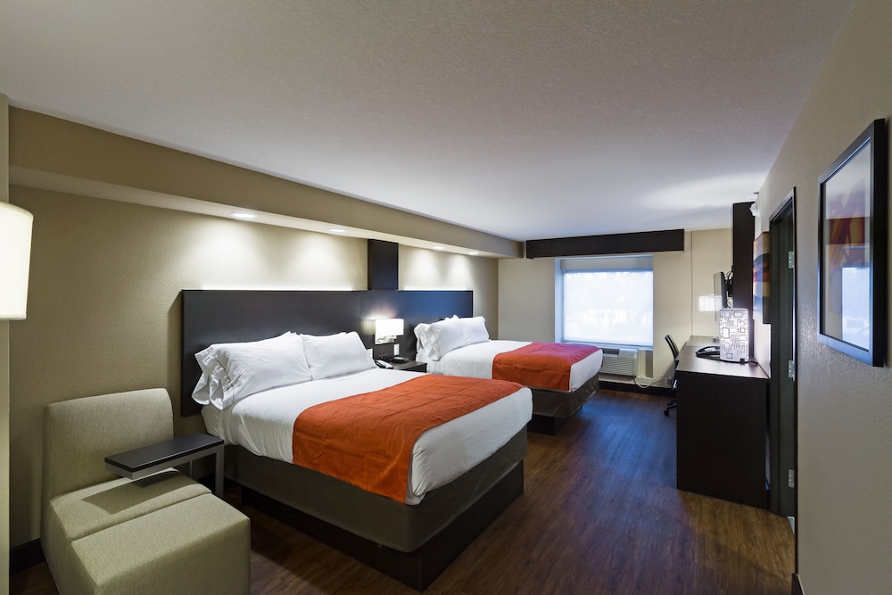 Standard Room, 2 Queen Beds, Accessible, Non Smoking (Communications, Accessible Tub) photo 2