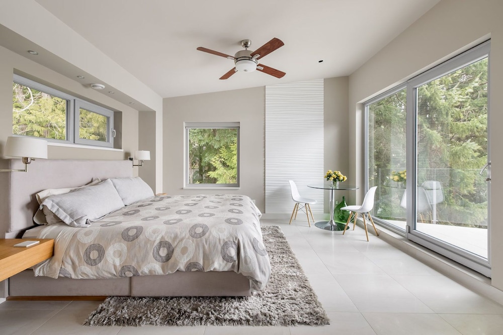 Beachcomber Suite photo 1