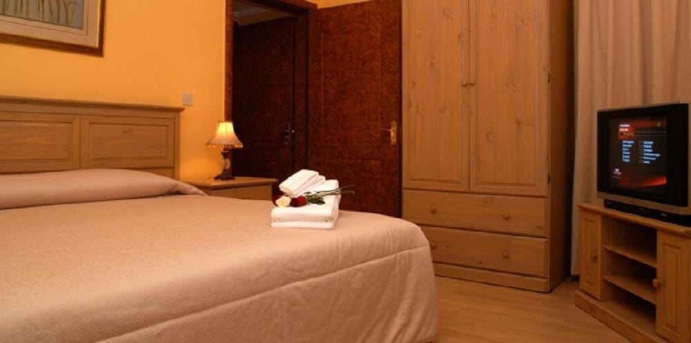 Standard Double Room, 1 King Bed
