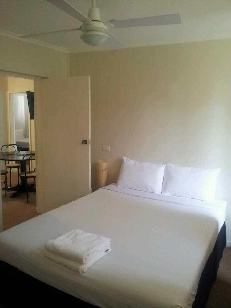 Family Room, Multiple Beds photo 2