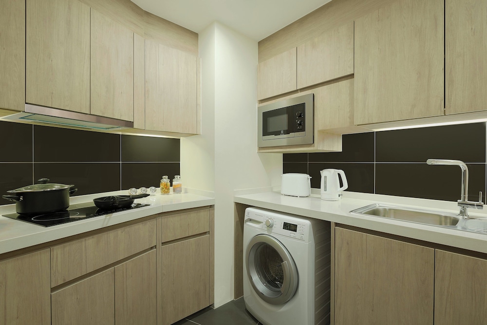 Premier Room, 2 Bedrooms - Photo 6