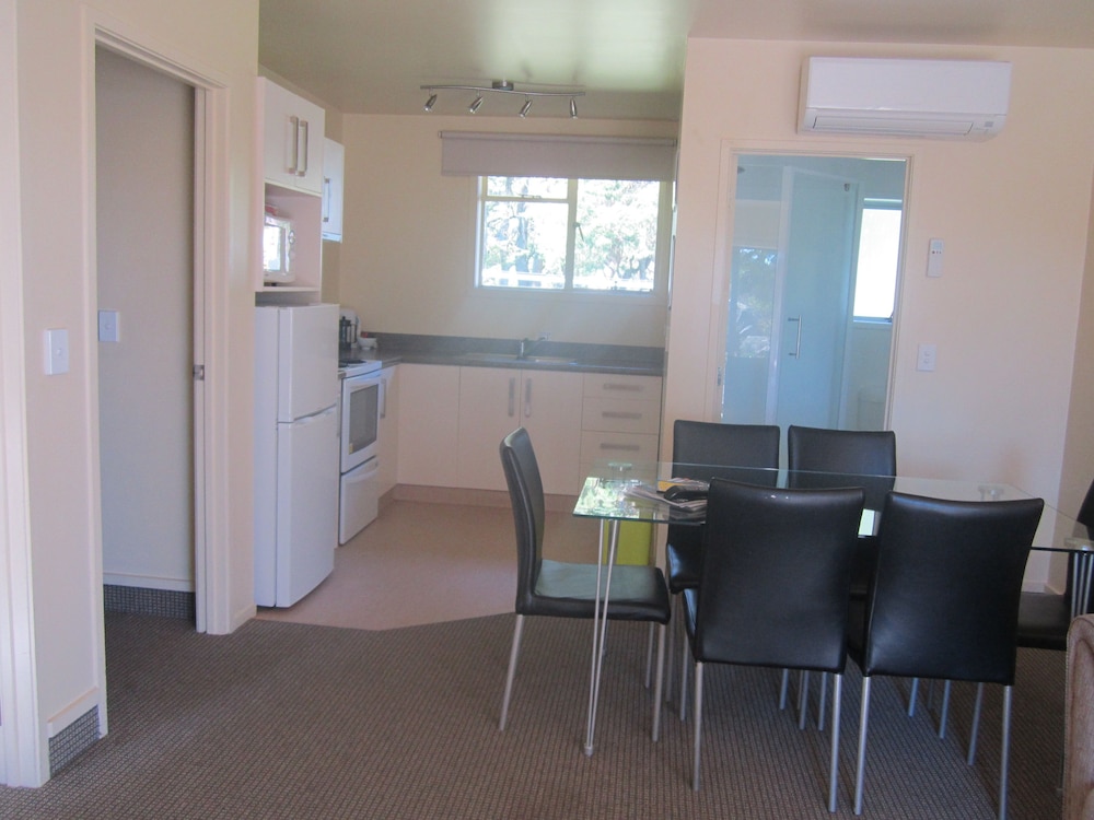 2 Bedroom Family Unit 6