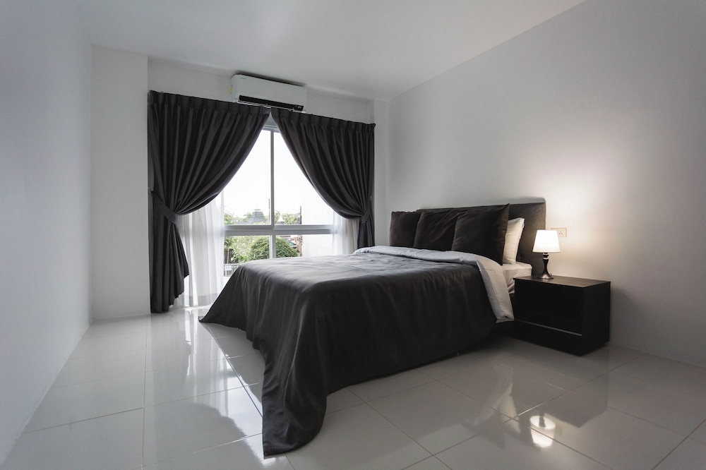 Apartment, Lanai, Hill View