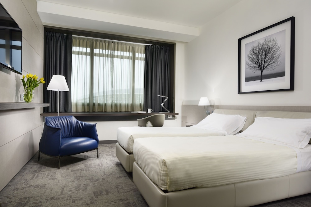 Superior Triple Room With Sofa Bed
