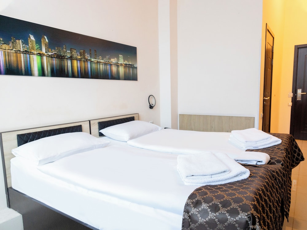 Economy Double or Twin Room photo 3