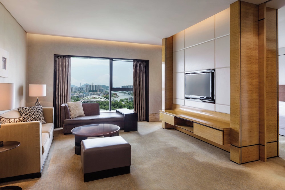 Junior Suite, 1 Bedroom - Photo 4