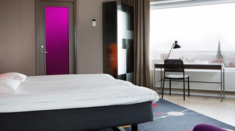 Deluxe Room, Non Smoking - Photo 3