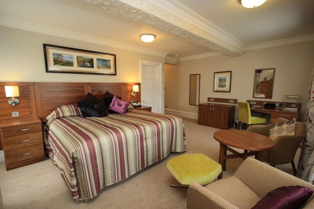 Manor House Room photo 3