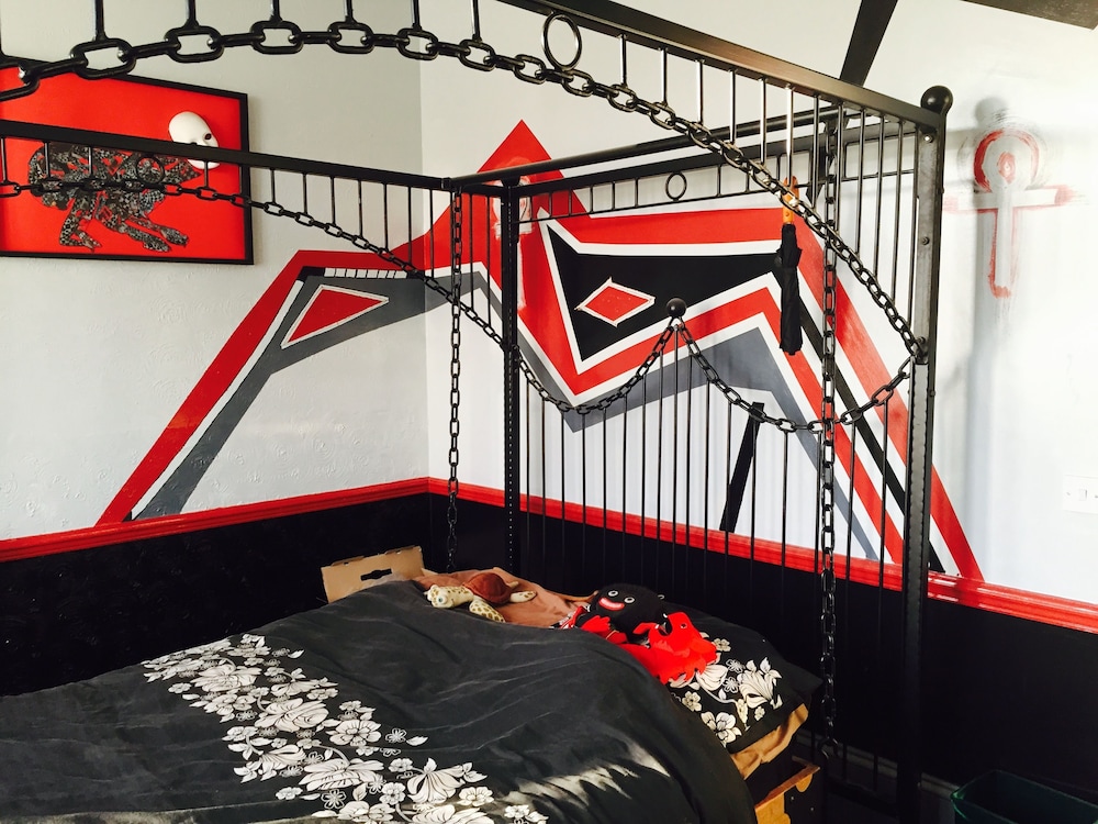 Double Room, 1 King Bed (Ankh) photo 3