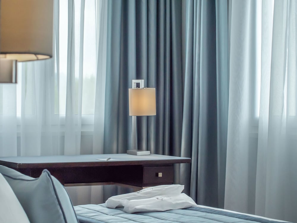 Junior Suite, 1 Queen Bed photo 3