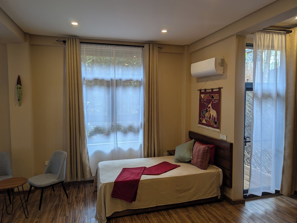 Superior Triple Room, Garden View