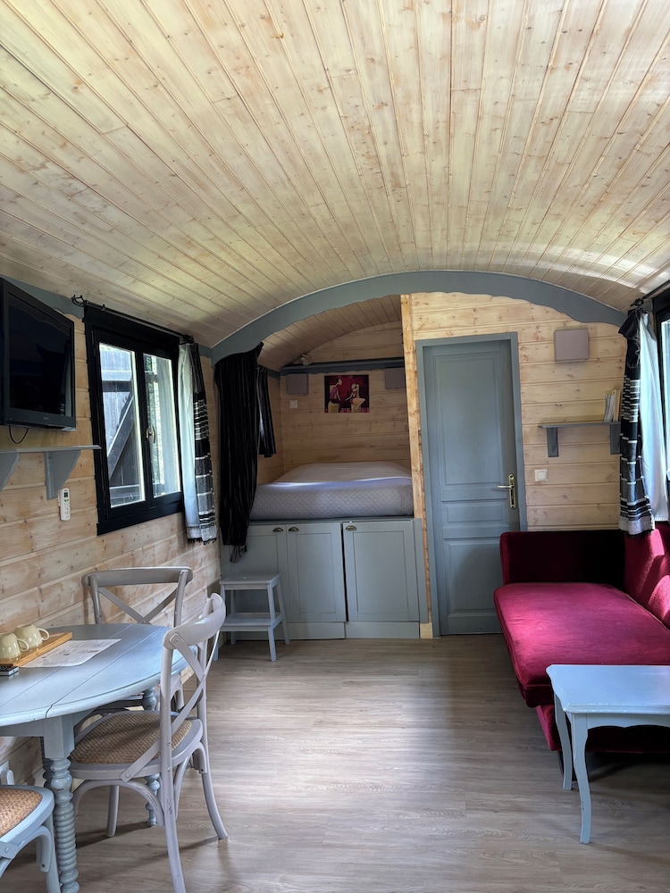 Mobile Home (Caravan Chic) photo 2