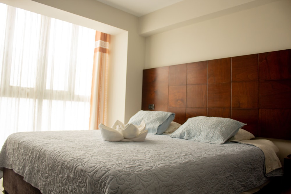 Room, 1 Queen Bed, Ensuite photo 1