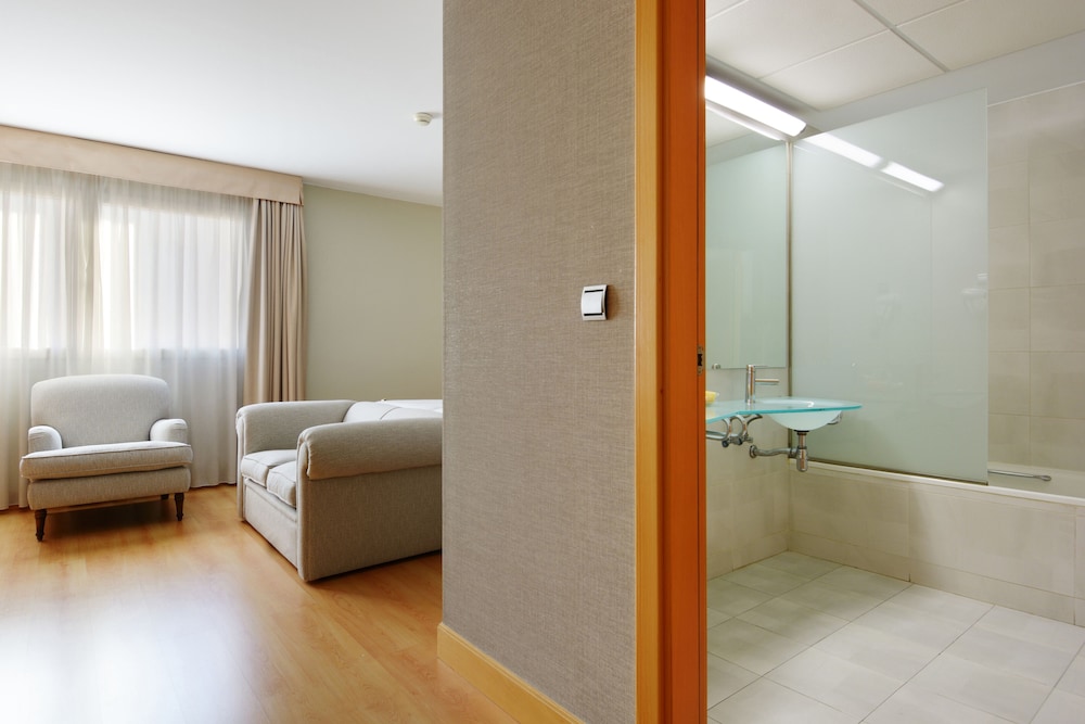 Superior Double Room Single Use photo 2