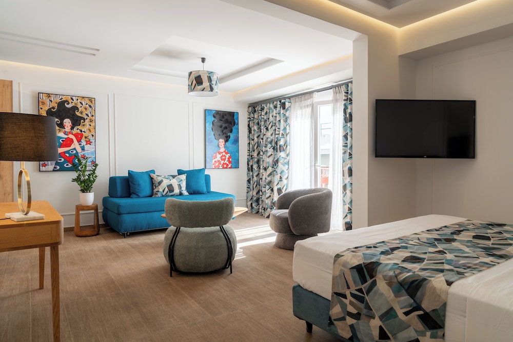Grand Suite, Balcony, City View