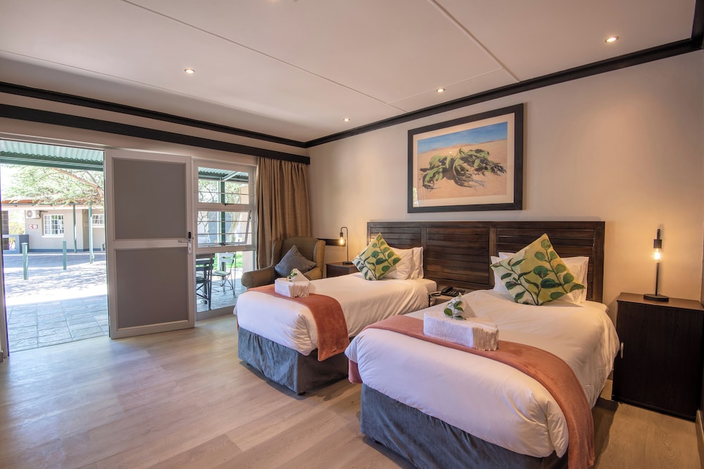 Luxury Twin Room, 2 Twin Beds, Garden View