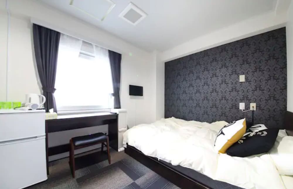 Double Room, Non Smoking (without Kitchenette) photo 3