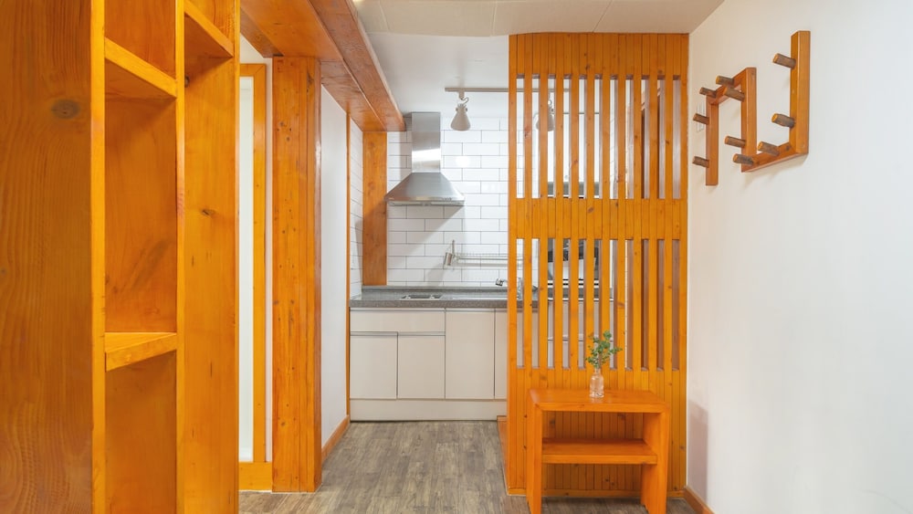 Basic Room, 1 Bedroom (Room 106) - Photo 5