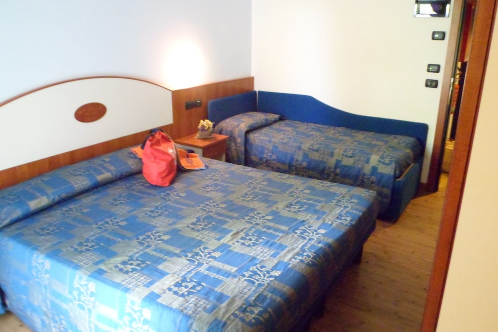 Triple Room photo 1