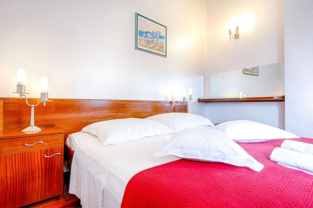 Comfort Double Room, City View photo 3