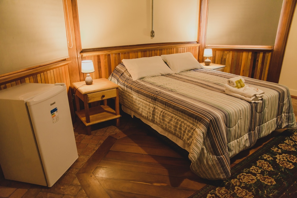 C5 suite queen banheira hidro lareira