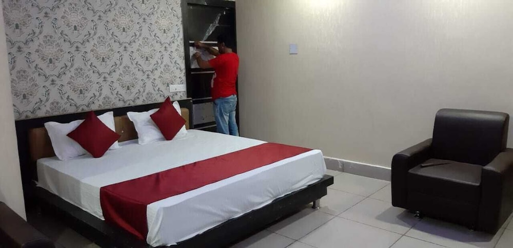 Deluxe Double Room photo 3