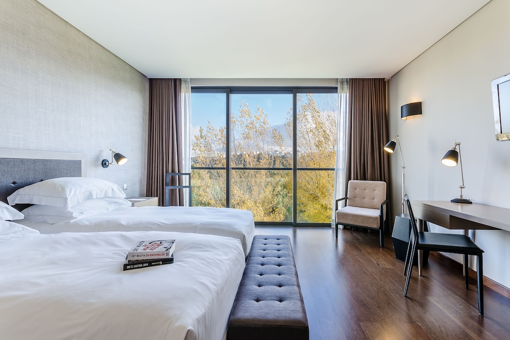 Twin Room - Photo 1