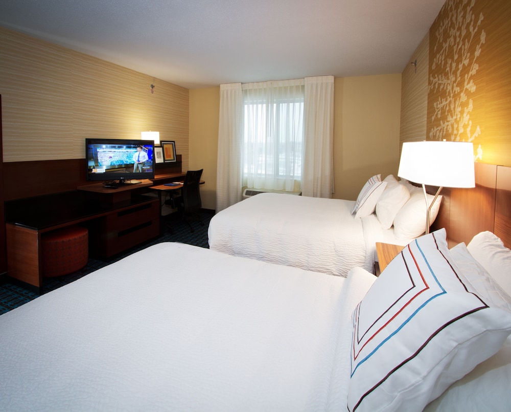 Executive Suite, Multiple Beds - Photo 2