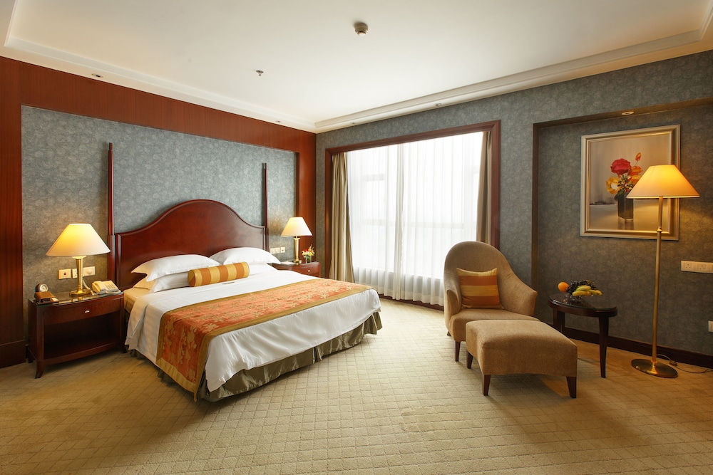 Business Suite photo 1