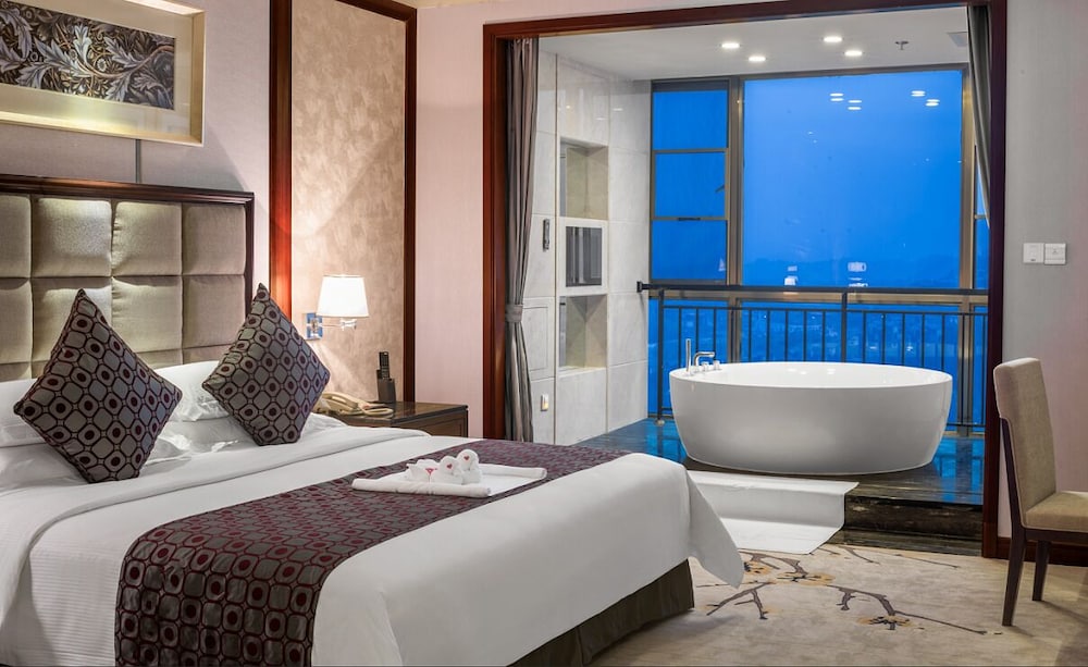 Executive Suite, 1 Queen Bed photo 1