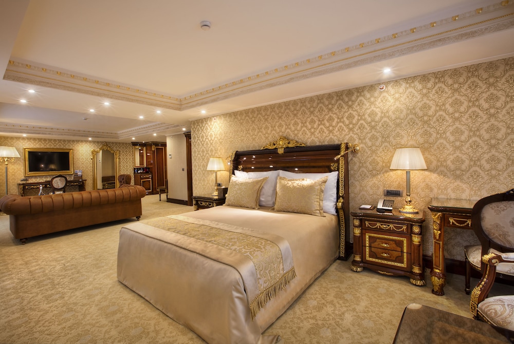 Available room