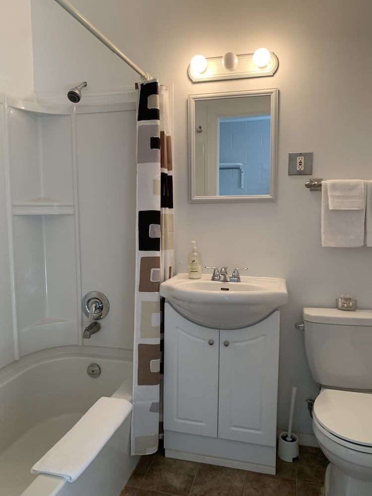 Standard Double or Twin Room, 2 Double Beds photo 3