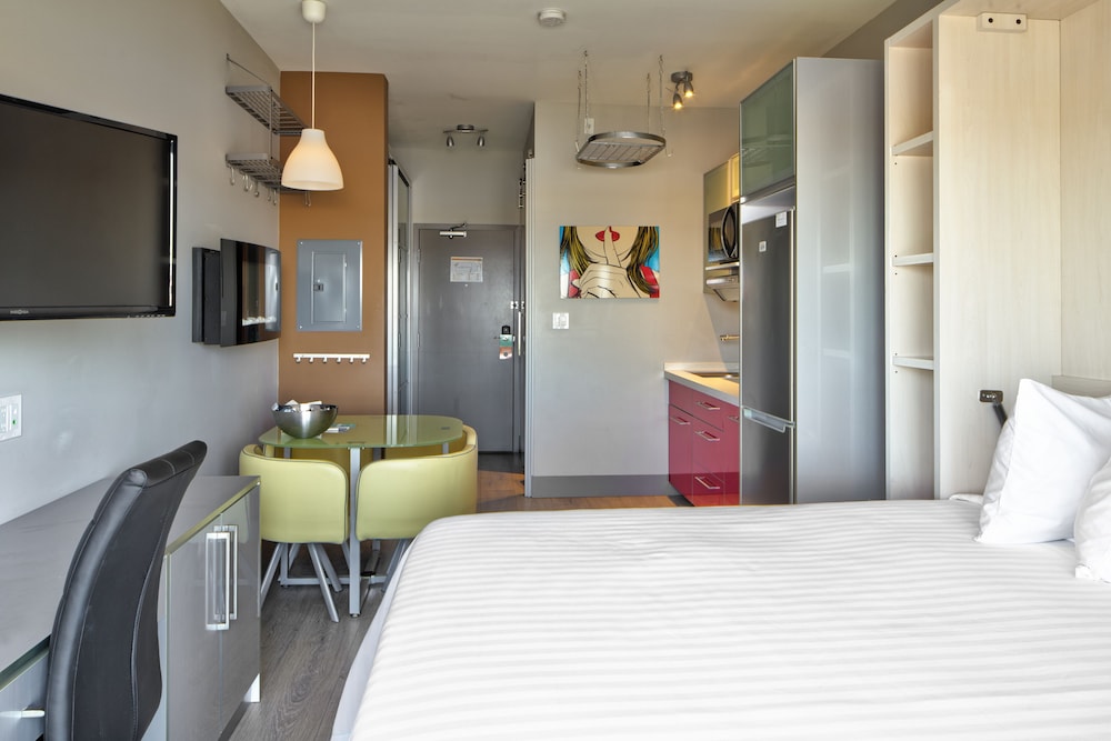 Studio Suite, Kitchenette