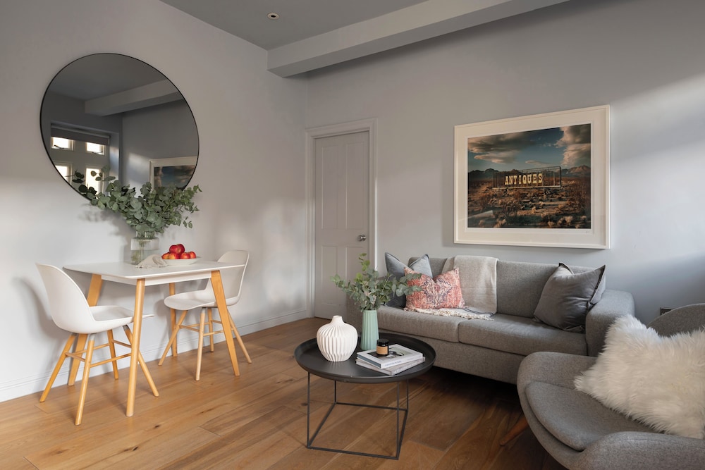 Superior Apartment