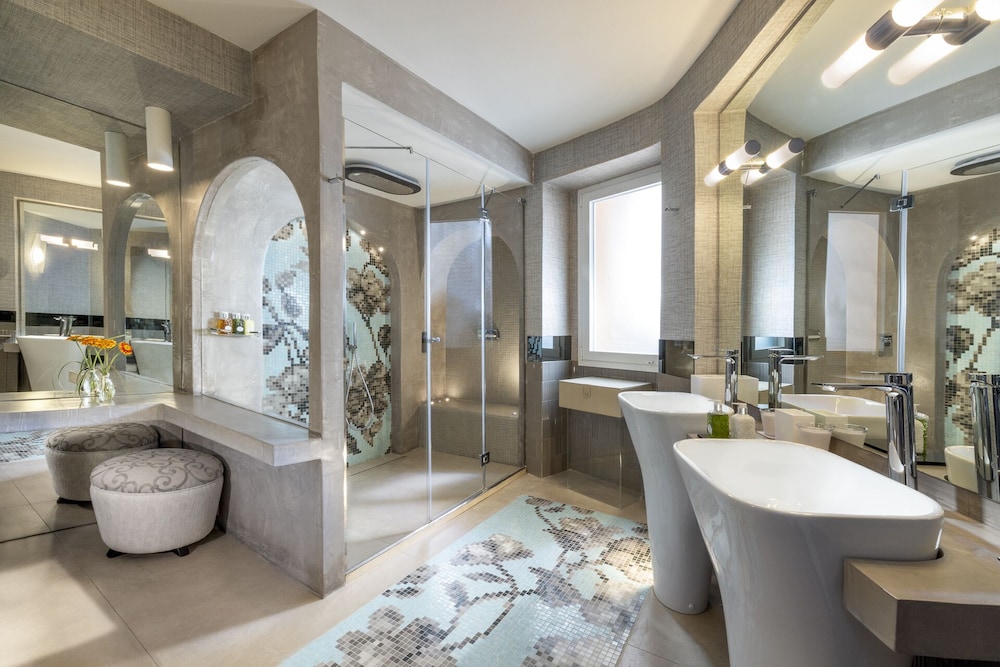 Junior Suite, Balcony, Sea View - Photo 15