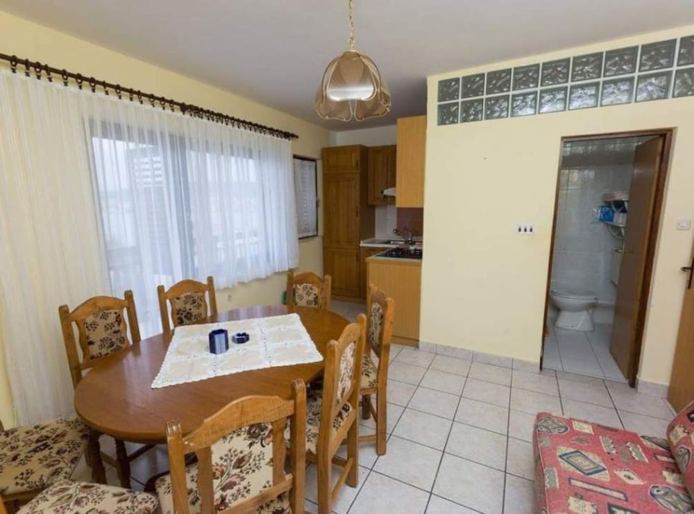 Apartment (Four Bedroom Apartment)