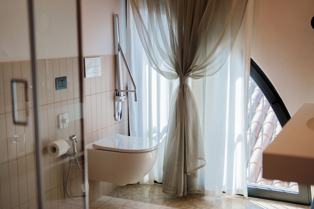 Junior Suite, Park View photo 2