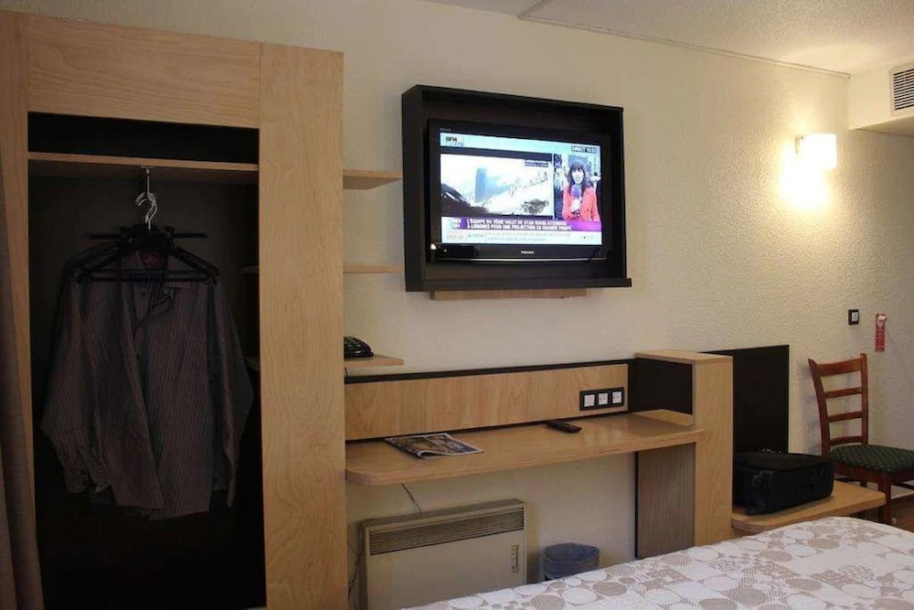Standard Triple Room - Photo 2