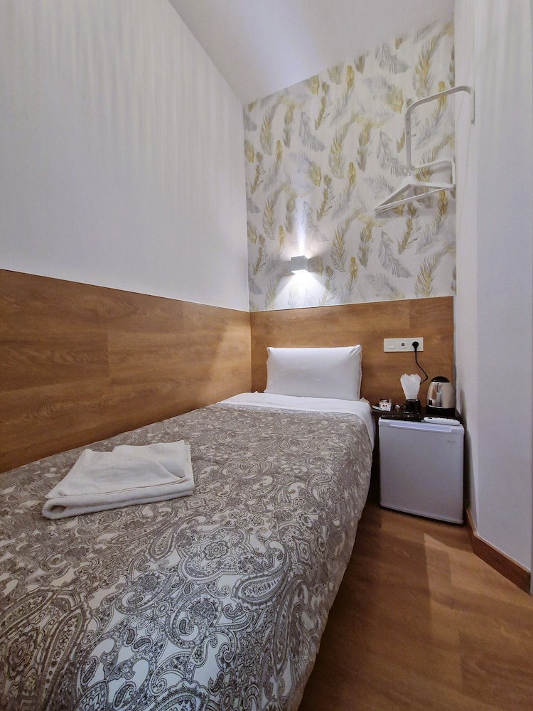 Economy Single Room photo 2