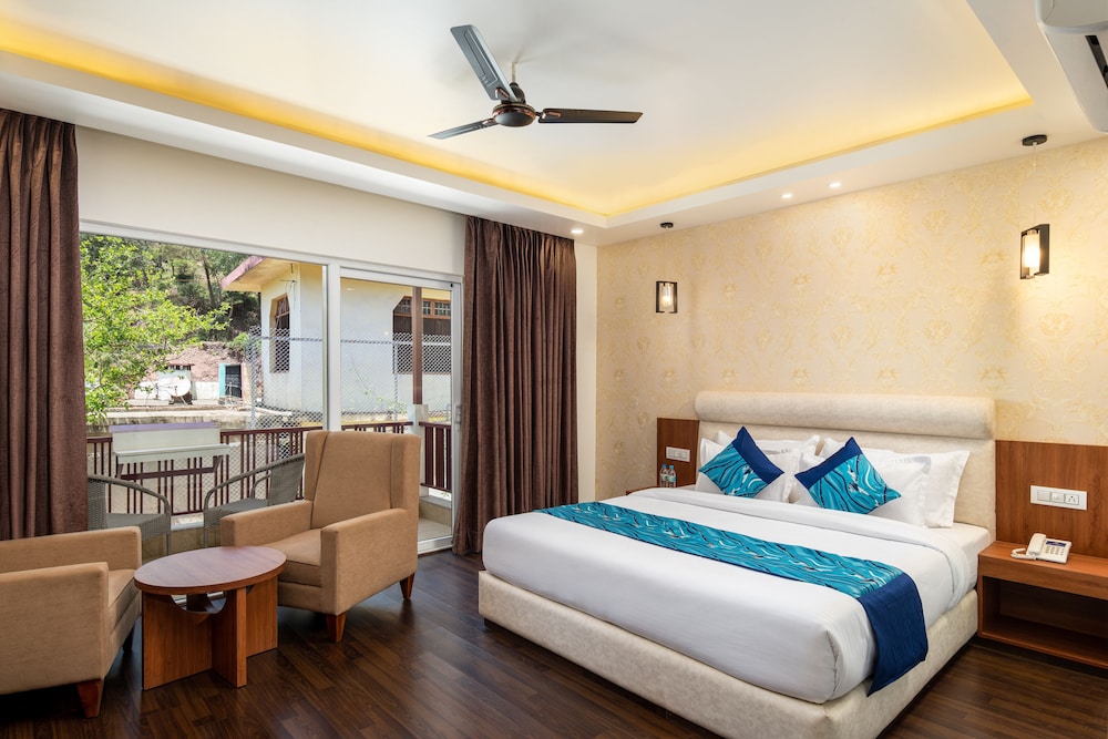 Deluxe Room - Photo 1