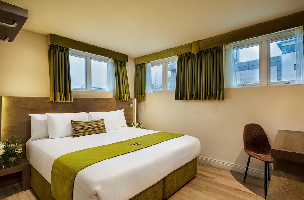 Double Room (Economy)