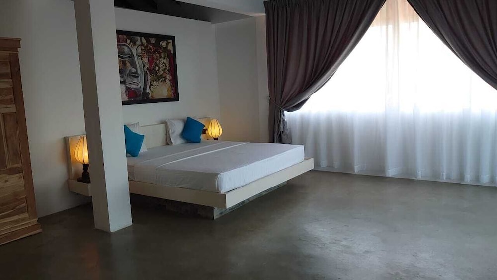 Deluxe Suite photo 1