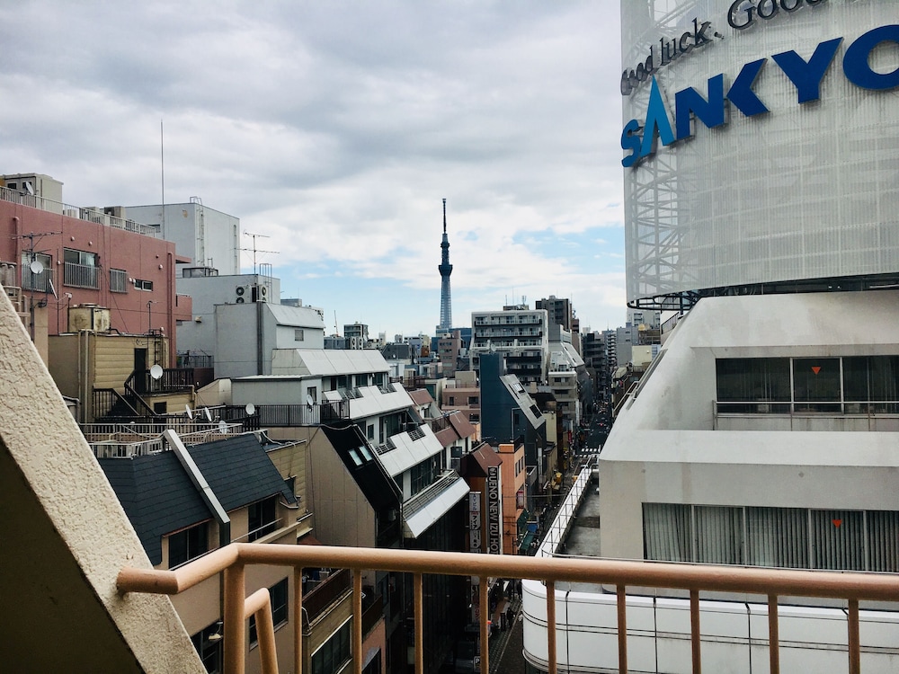 Japanese Western Room 7th floor, 2 Bed, Futon from 3rd person(go up the stairs from 6th floor) photo 3