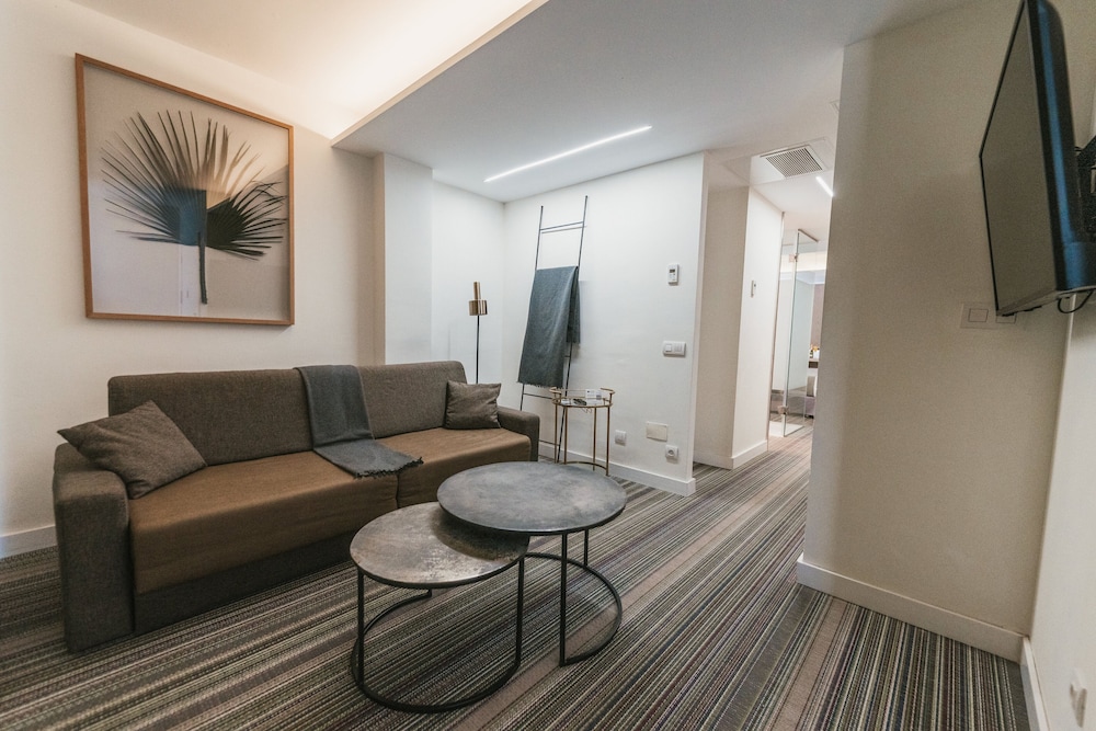 Suite, Terrace (and Jacuzzi)