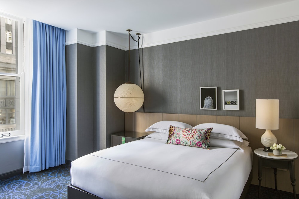 Suite, 1 Bedroom, Mobility Accessible (Roll-In Shower)