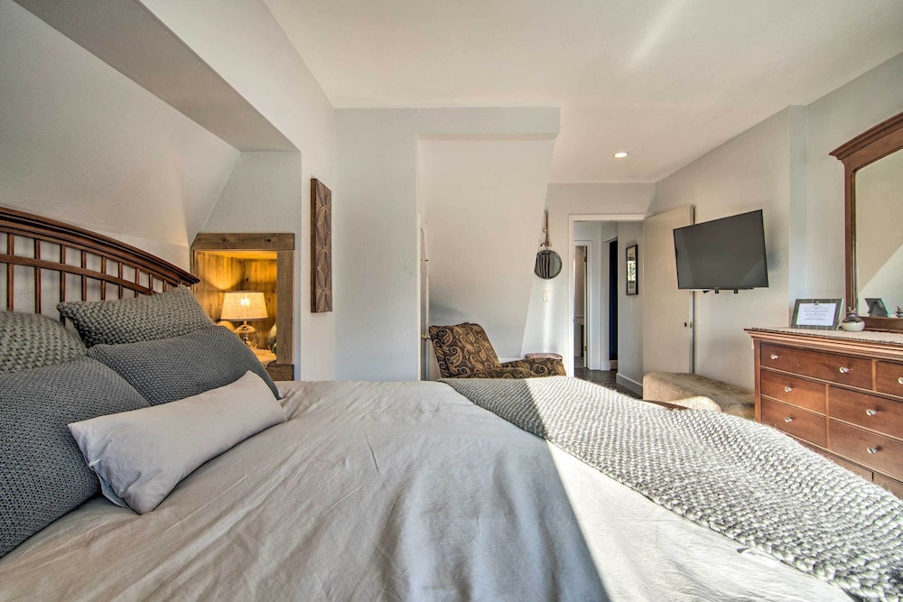House (4 Bedrooms) photo 2