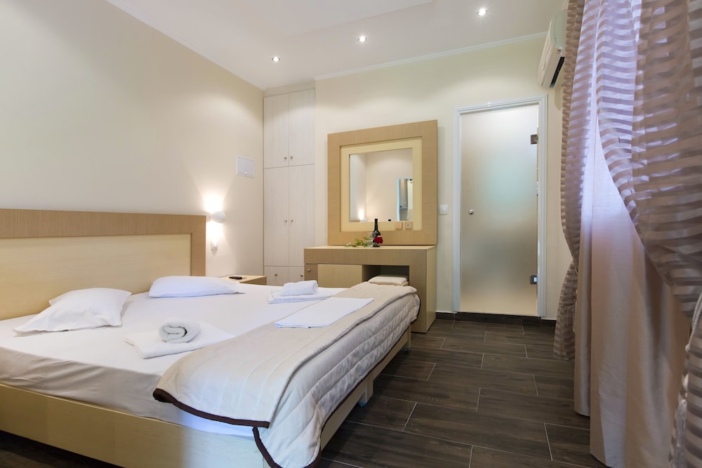 Comfort Double or Twin Room photo 3