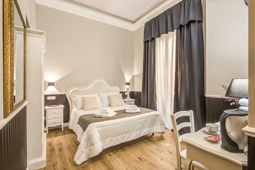 Superior Double Room, 1 Queen Bed photo 3