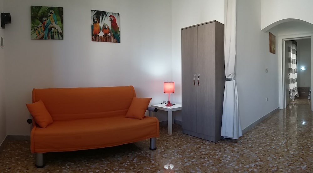 Classic Apartment photo 1